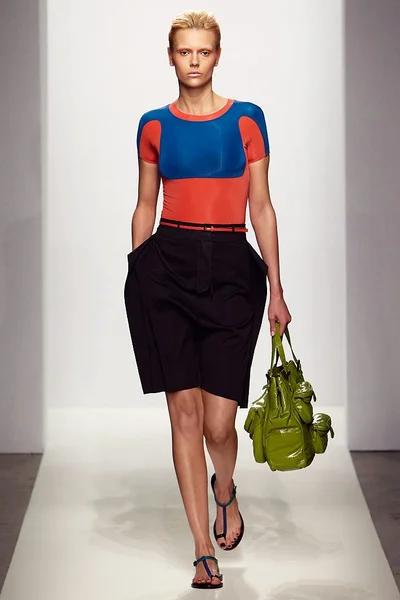 Look 11